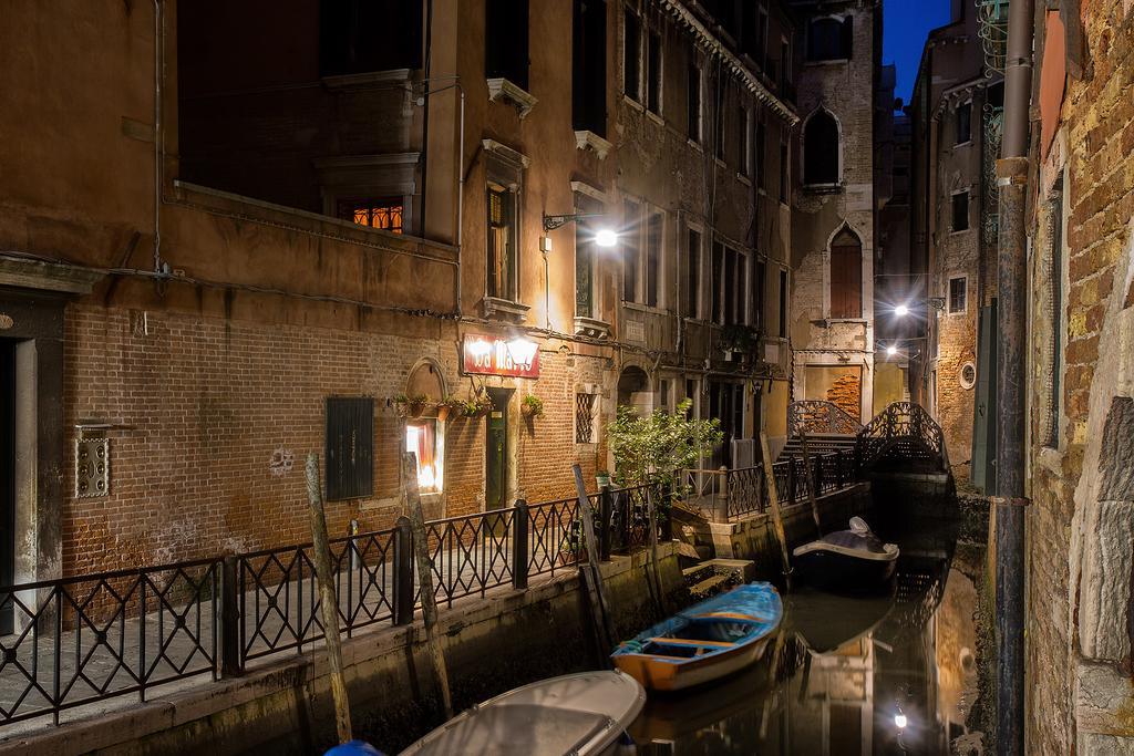 Hotel Noemi Venecia Exterior foto